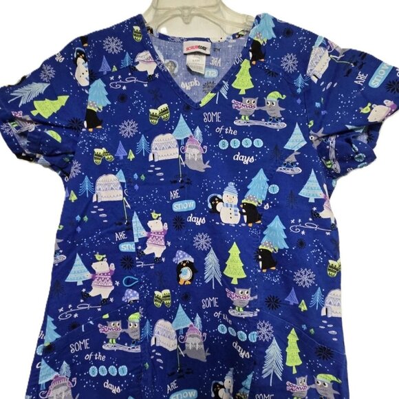 Womens Scrub Star 3XL Scrub Top Blue Snowy Scene Owls & Penguins - Picture 1 of 3